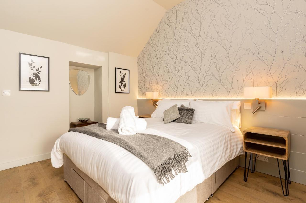 The Roost On Rock Road Hotel Barry Kültér fotó